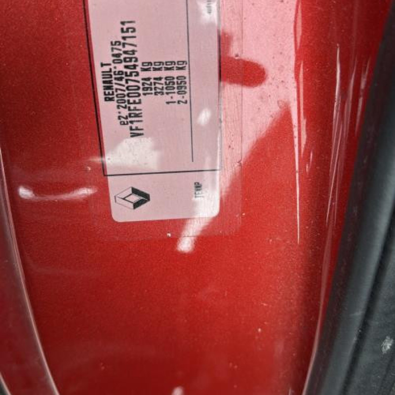 Verin de coffre RENAULT KADJAR Photo n°17