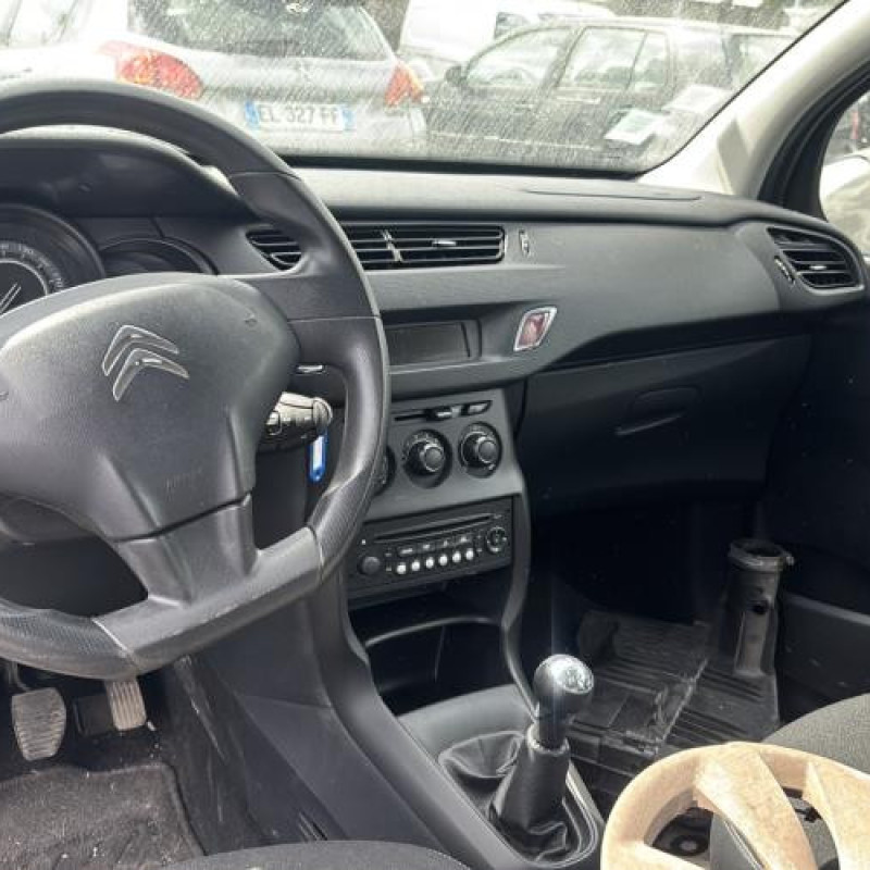 Volant CITROEN C3 2 Photo n°17