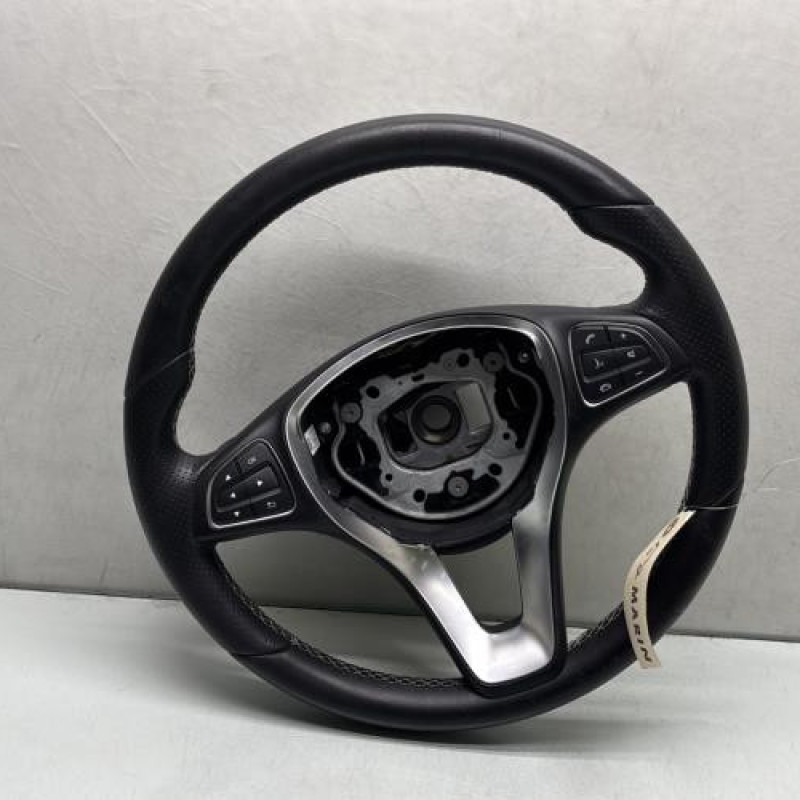 Volant MERCEDES CLASSE A 176 Photo n°1