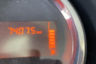 Verin de capot DACIA SANDERO 2