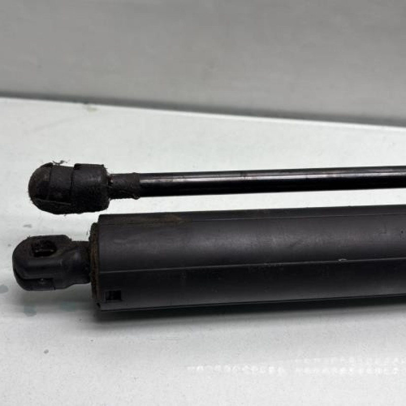 Verin de coffre JEEP CHEROKEE 4 Photo n°3