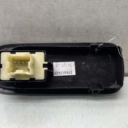 Interrupteur de leve vitre avant droit DACIA DUSTER 1