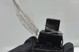 Interrupteur de leve vitre avant droit FIAT 500 2