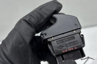 Interrupteur de leve vitre avant droit RENAULT KANGOO 1