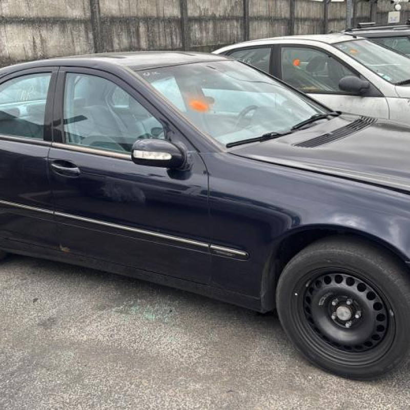 Interrupteur de leve vitre avant gauche MERCEDES CLASSE C 203 Photo n°10