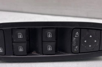 Interrupteur de leve vitre avant gauche RENAULT MEGANE 4 Photo n°1