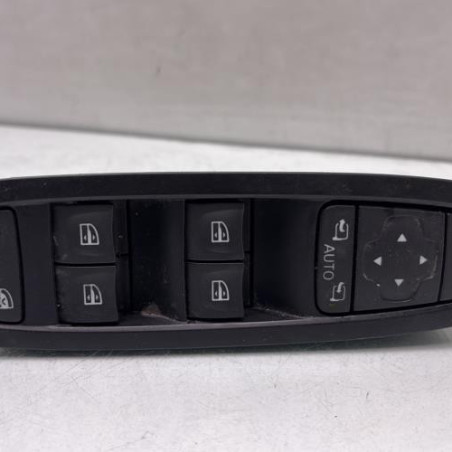 Interrupteur de leve vitre avant gauche RENAULT MEGANE 4 Photo n°1