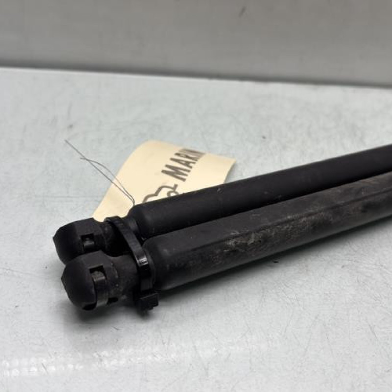 Verin de coffre RENAULT MEGANE 4 Photo n°2