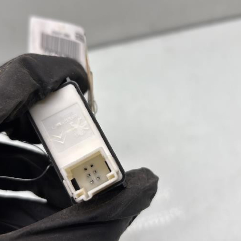 Interrupteur de leve vitre avant gauche PEUGEOT PARTNER 2 Photo n°3