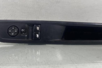 Interrupteur de leve vitre avant gauche CITROEN JUMPY 3 M Photo n°1