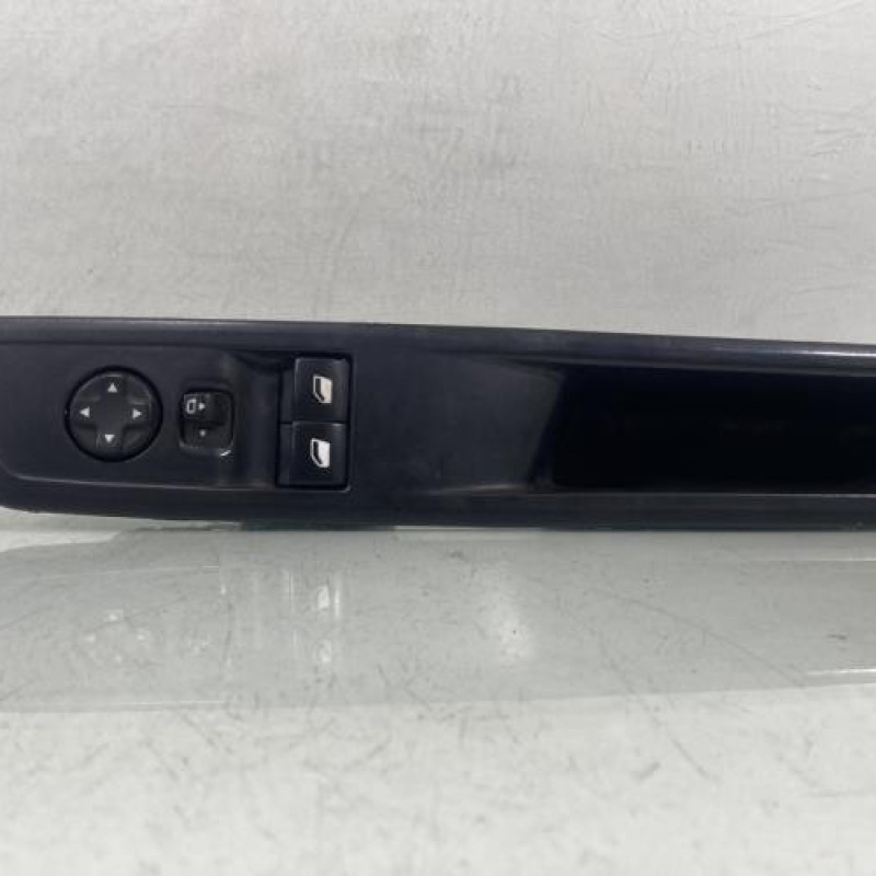 Interrupteur de leve vitre avant gauche CITROEN JUMPY 3 M Photo n°1