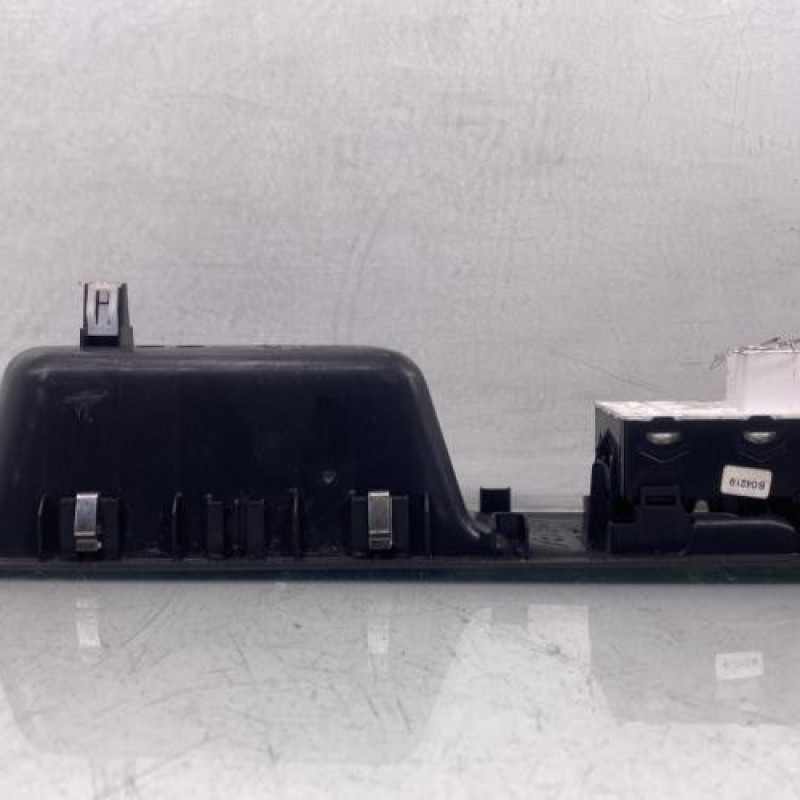 Interrupteur de leve vitre avant gauche CITROEN JUMPY 3 M Photo n°3