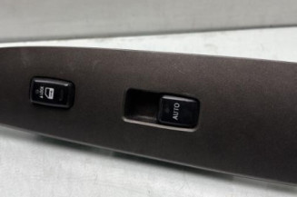 Interrupteur de leve vitre avant droit LEXUS IS 2 Photo n°1