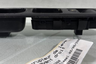 Interrupteur de leve vitre avant droit PEUGEOT 207