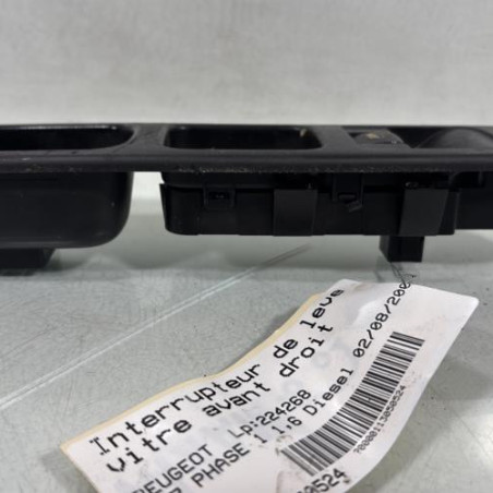 Interrupteur de leve vitre avant droit PEUGEOT 207