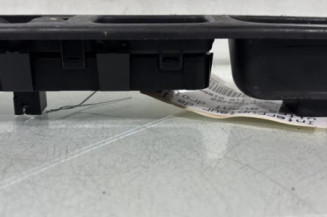 Interrupteur de leve vitre avant droit PEUGEOT 207