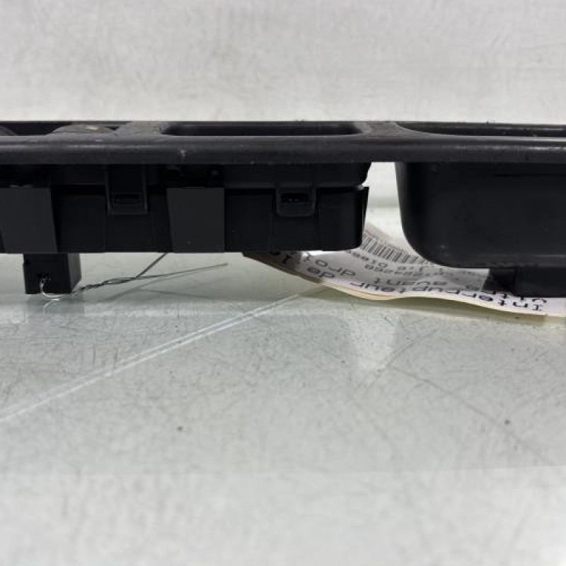 Interrupteur de leve vitre avant droit PEUGEOT 207 Photo n°3