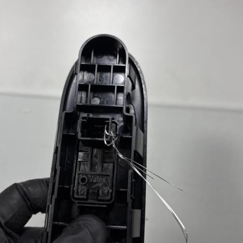 Interrupteur de leve vitre avant droit PEUGEOT 207 Photo n°5