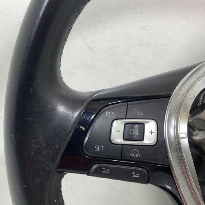 Volant VOLKSWAGEN POLO 6 Photo n°3