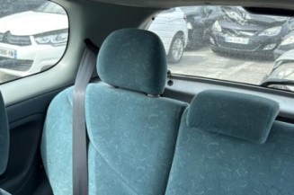 Feu arriere principal gauche (feux) TOYOTA YARIS 1