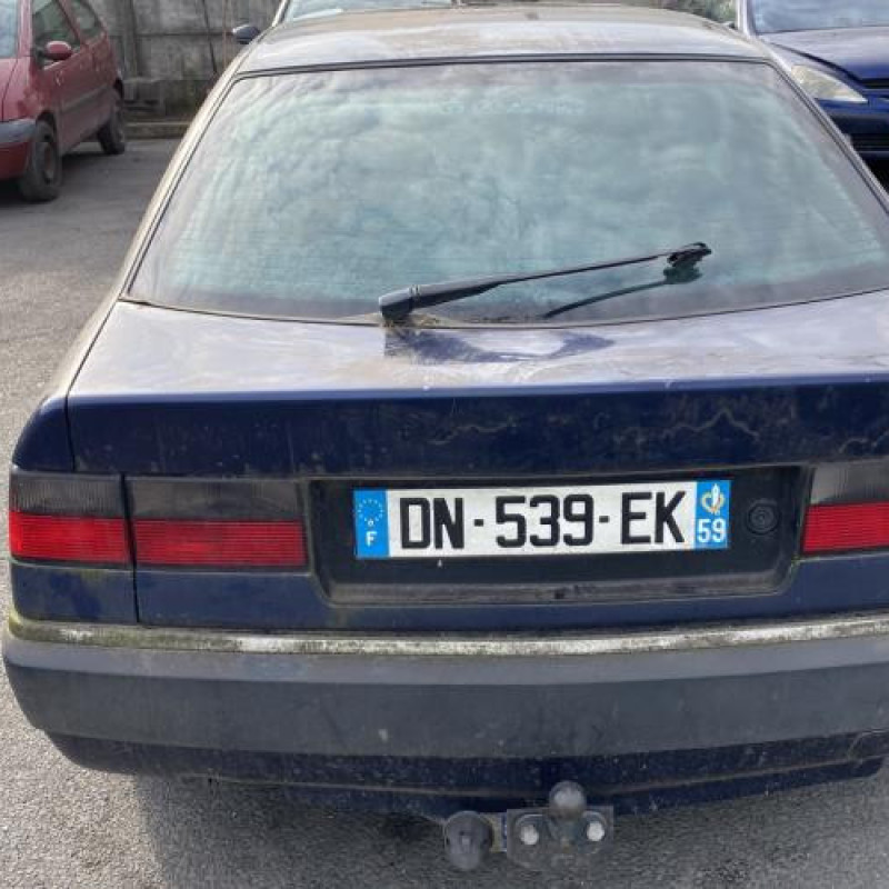 Feu arriere secondaire droit (feux) CITROEN XANTIA Photo n°8