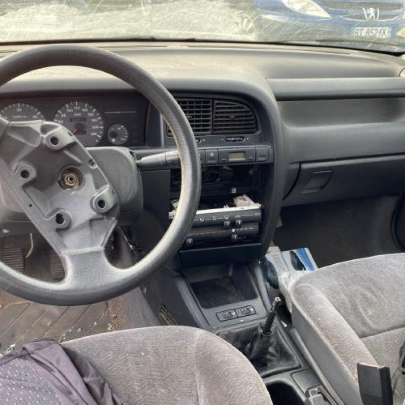 Feu arriere secondaire droit (feux) CITROEN XANTIA Photo n°17