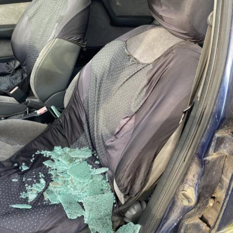 Feu arriere secondaire gauche (feux) CITROEN XANTIA Photo n°14