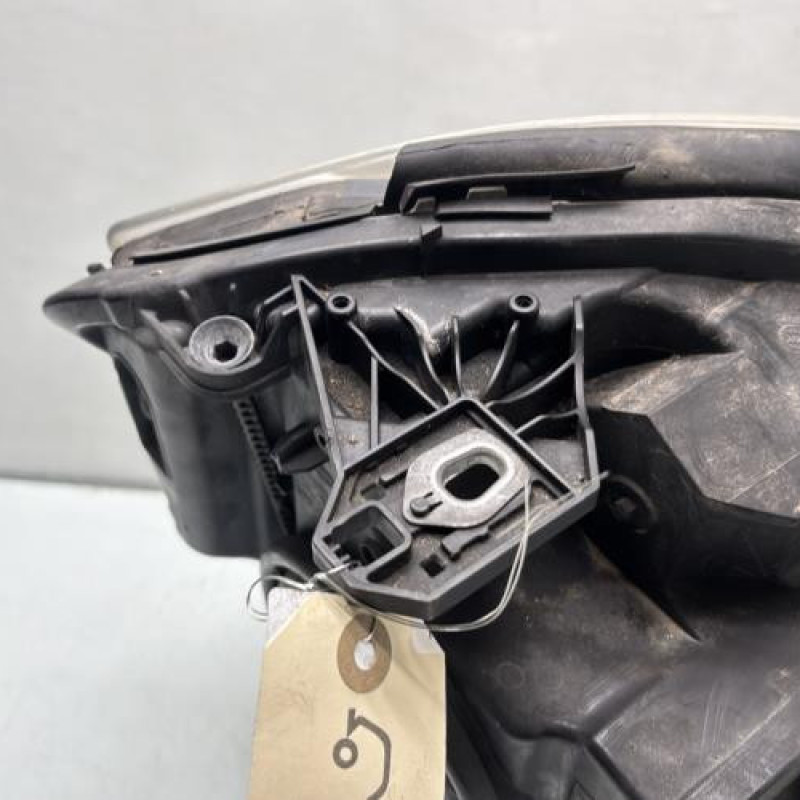 Optique avant principal gauche (feux)(phare) MERCEDES CLASSE A 176 Photo n°2