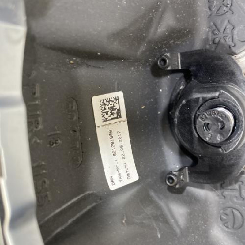 Volant VOLKSWAGEN POLO 5 Photo n°6