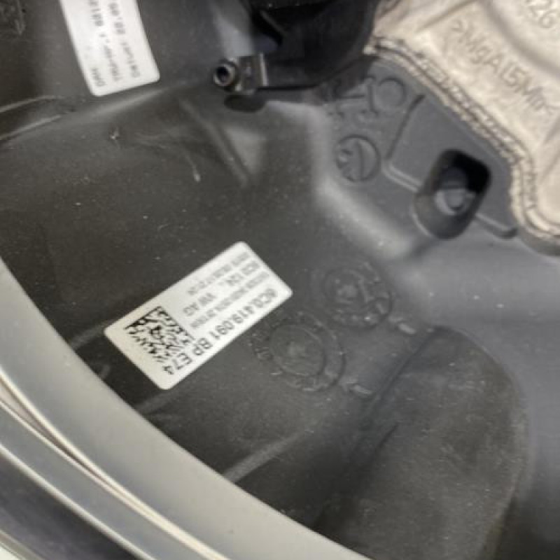 Volant VOLKSWAGEN POLO 5 Photo n°7