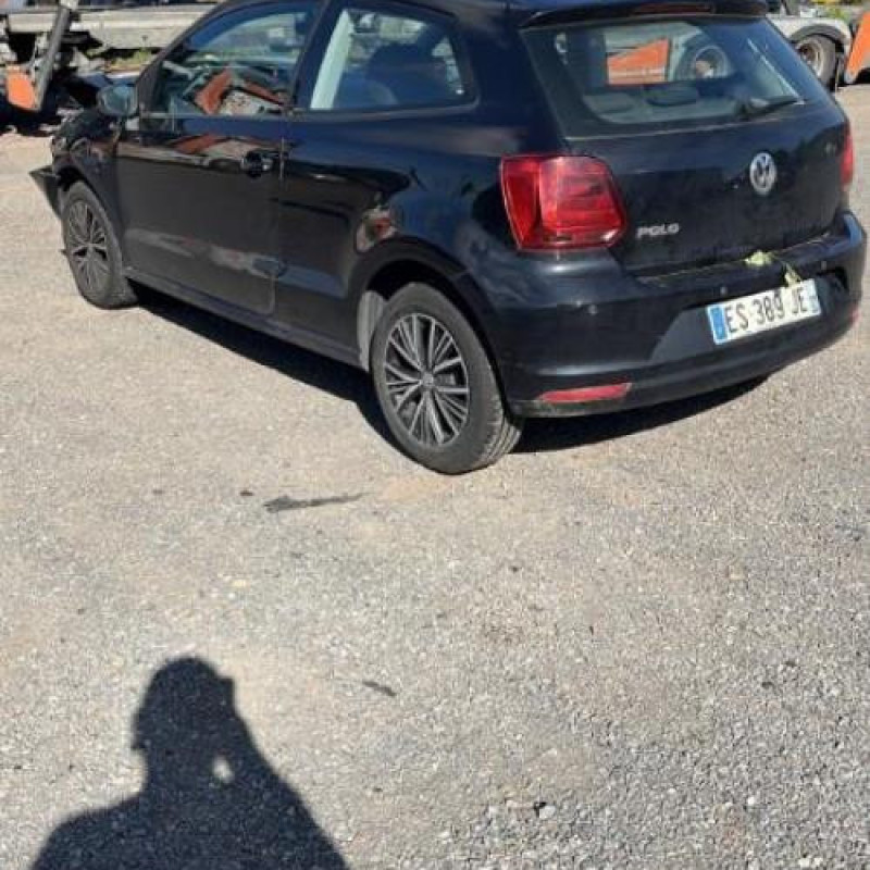 Volant VOLKSWAGEN POLO 5 Photo n°19