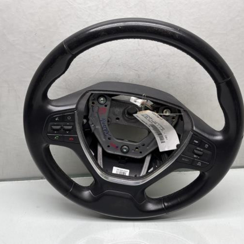 Volant HYUNDAI I 20 2 Photo n°1