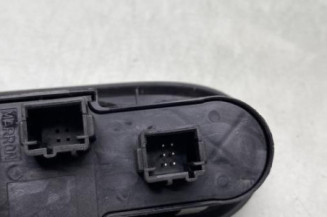 Interrupteur de leve vitre avant gauche PEUGEOT 308 1