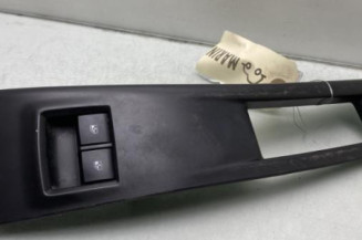 Interrupteur de leve vitre avant gauche OPEL MERIVA B Photo n°1