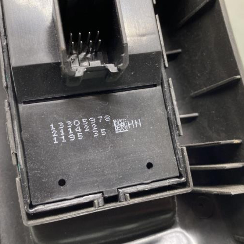 Interrupteur de leve vitre avant gauche OPEL MERIVA B Photo n°4