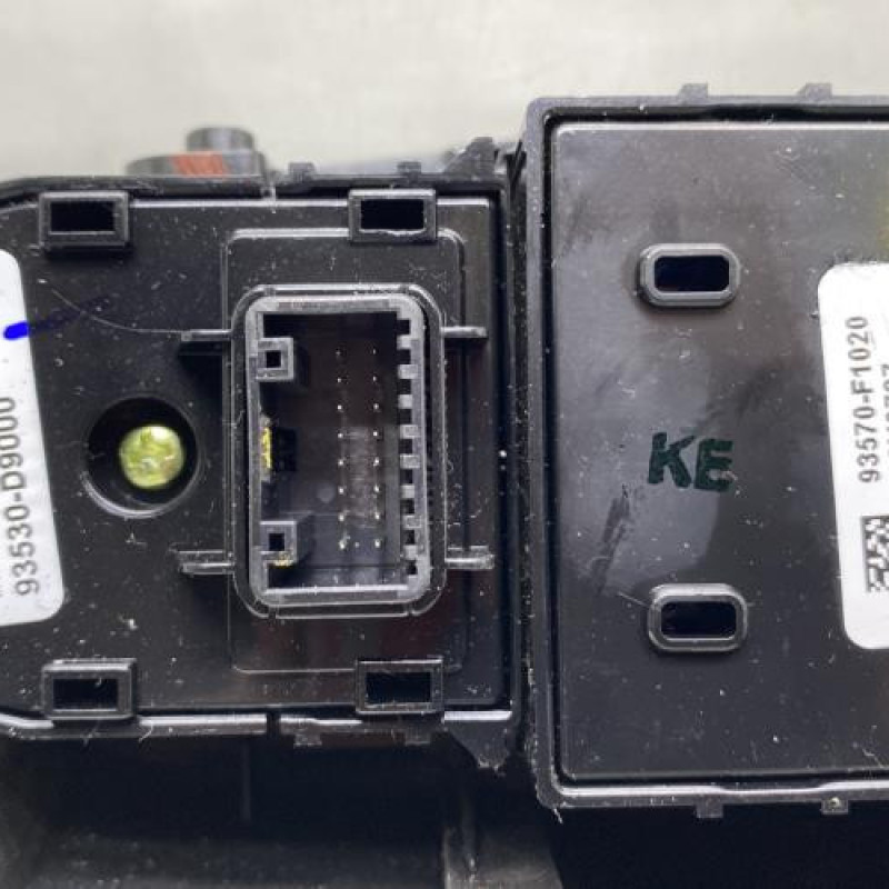 Interrupteur de leve vitre avant gauche KIA SPORTAGE 4 Photo n°3