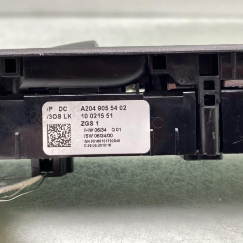 Interrupteur de leve vitre avant gauche MERCEDES CLASSE C 204 Photo n°4