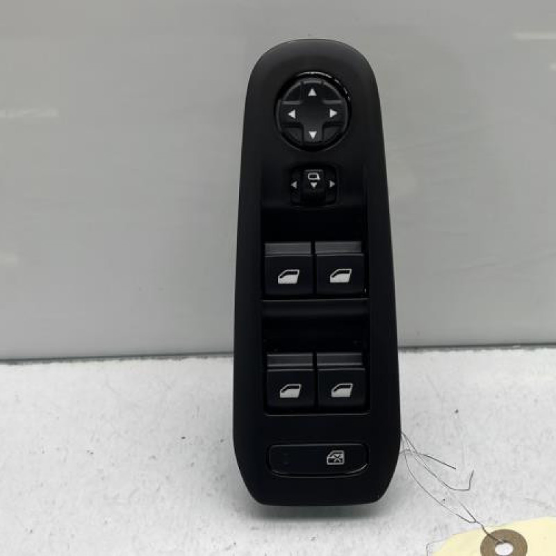 Interrupteur de leve vitre avant gauche PEUGEOT 308 2 SW Photo n°1