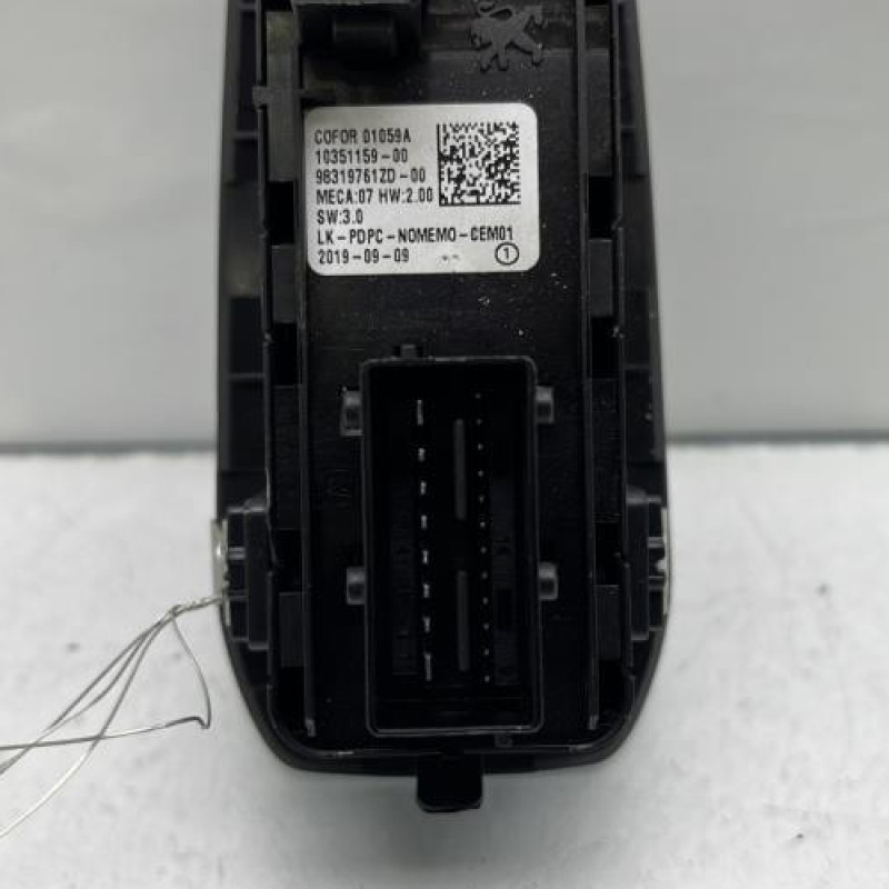 Interrupteur de leve vitre avant gauche PEUGEOT 308 2 SW Photo n°3