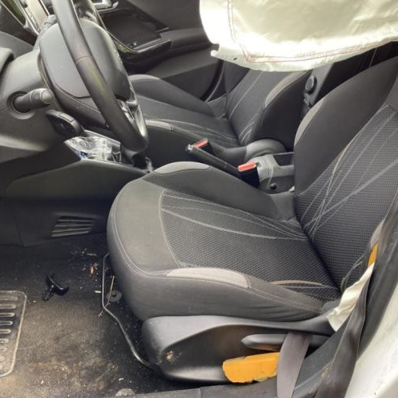 Interrupteur de leve vitre avant droit PEUGEOT 208 1 Photo n°16