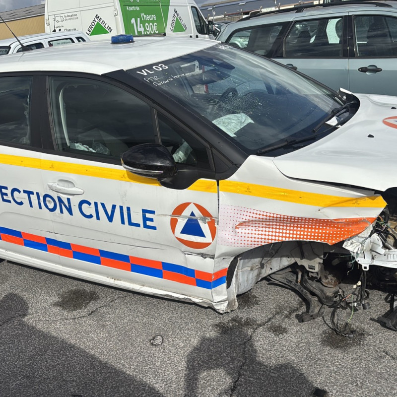 CITROEN C3 3 PHASE 2 1.2 VTI - 12V Photo n°9