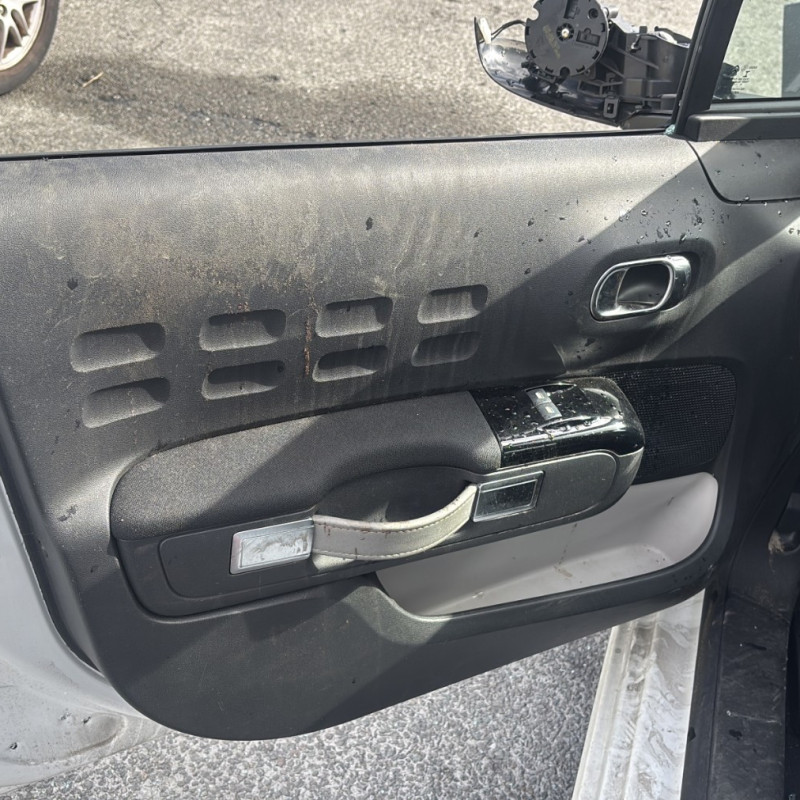 CITROEN C3 3 PHASE 2 1.2 VTI - 12V Photo n°11