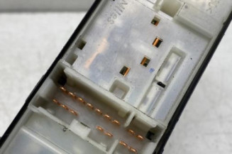 Interrupteur de leve vitre avant gauche NISSAN NOTE 2