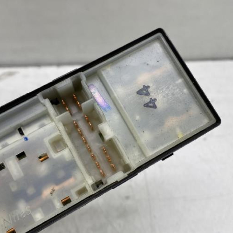 Interrupteur de leve vitre avant gauche NISSAN NOTE 2 Photo n°3