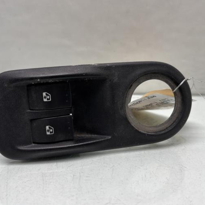 Interrupteur de leve vitre avant gauche RENAULT MASTER 2 Photo n°1