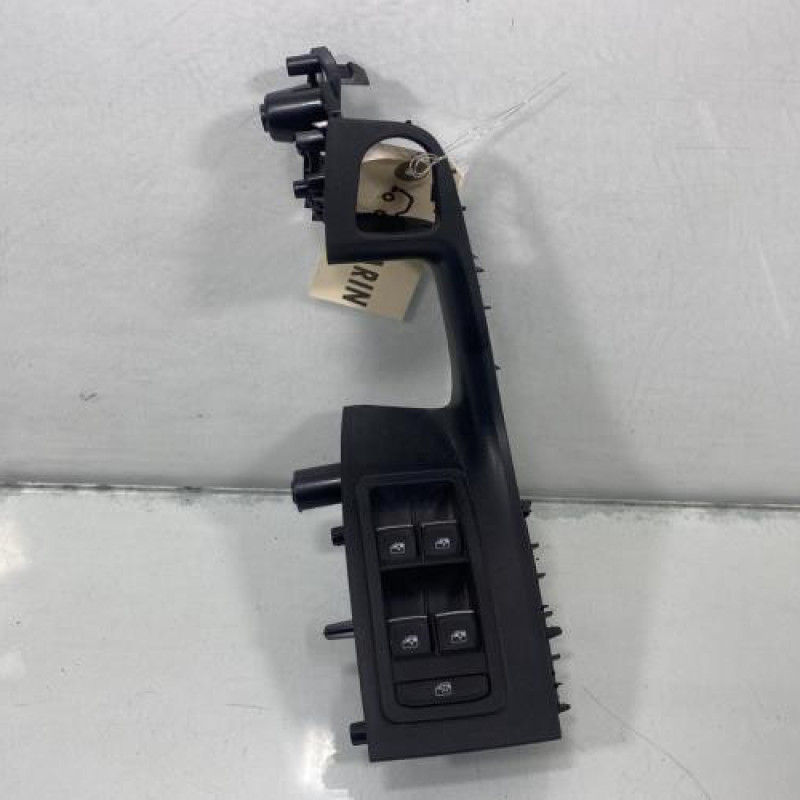 Interrupteur de leve vitre avant gauche SEAT ATECA Photo n°1