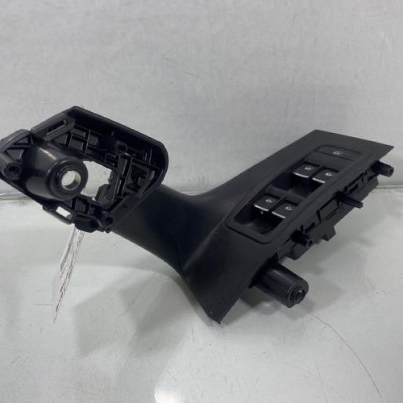 Interrupteur de leve vitre avant gauche SEAT ATECA Photo n°3