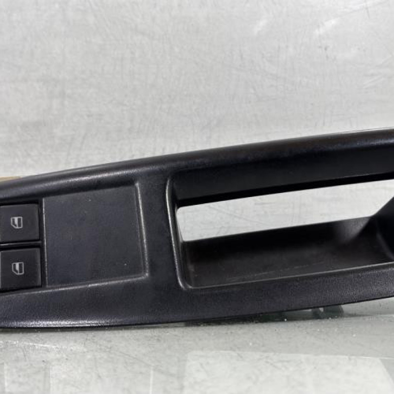 Interrupteur de leve vitre avant gauche VOLKSWAGEN POLO 4 Photo n°3