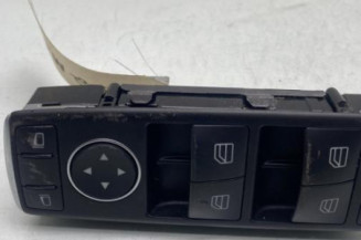 Interrupteur de leve vitre avant gauche MERCEDES CLASSE A 176 Photo n°1