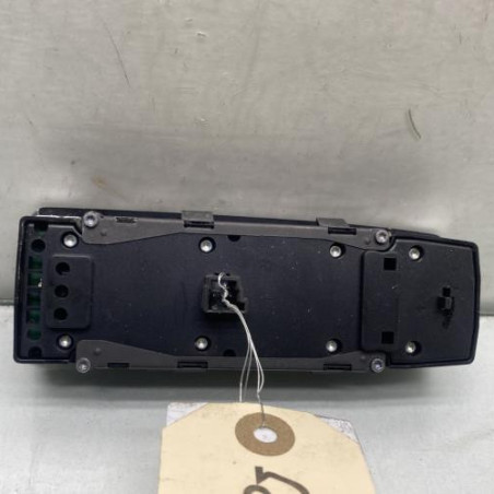 Interrupteur de leve vitre avant gauche MERCEDES CLASSE A 176